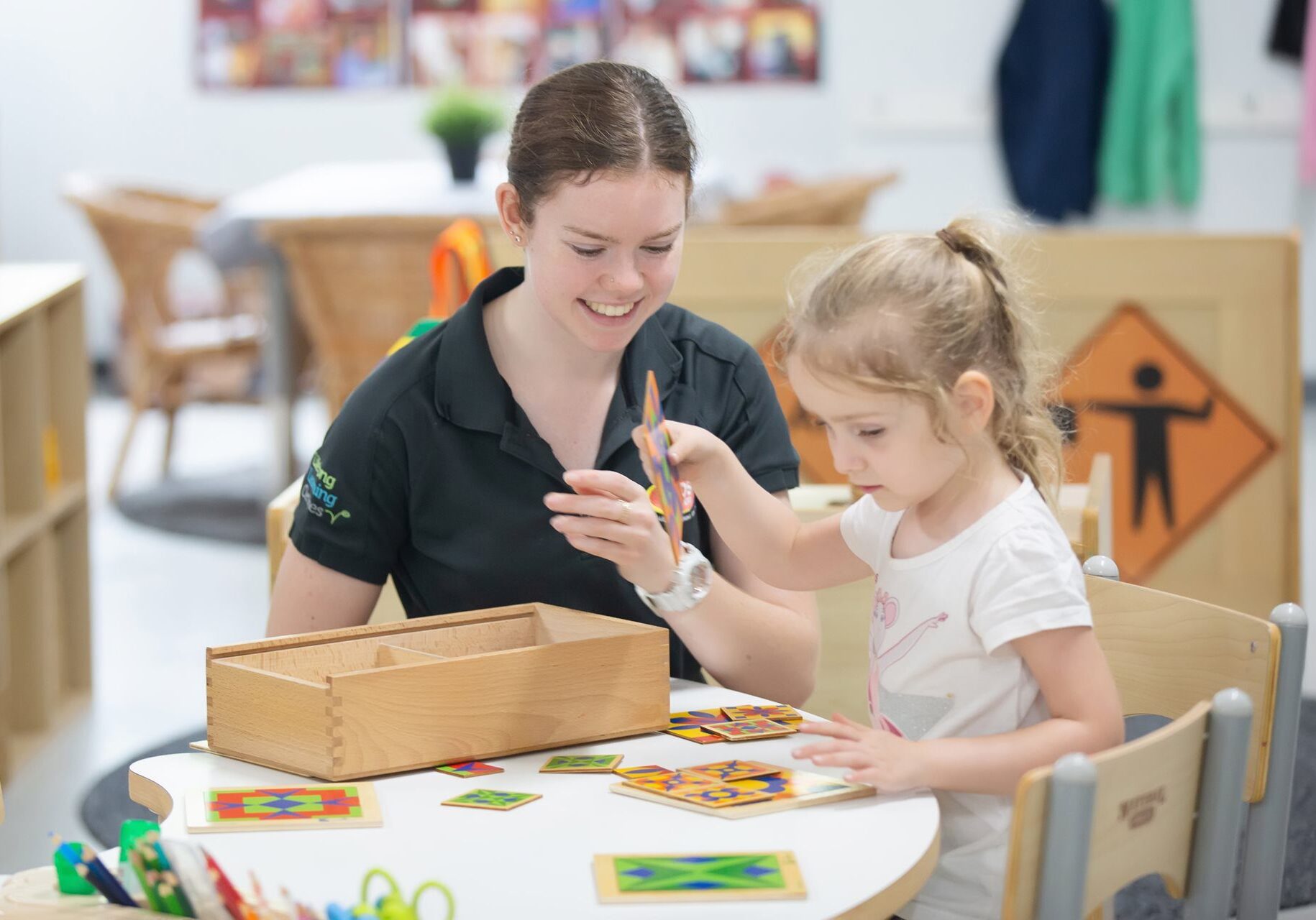 Kids-Academy-Preschool-Child-Educator-Learning-3030